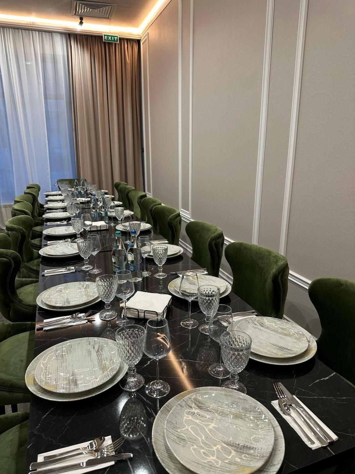 Coliseum Hotel คาลาฟัท ภายนอก รูปภาพ